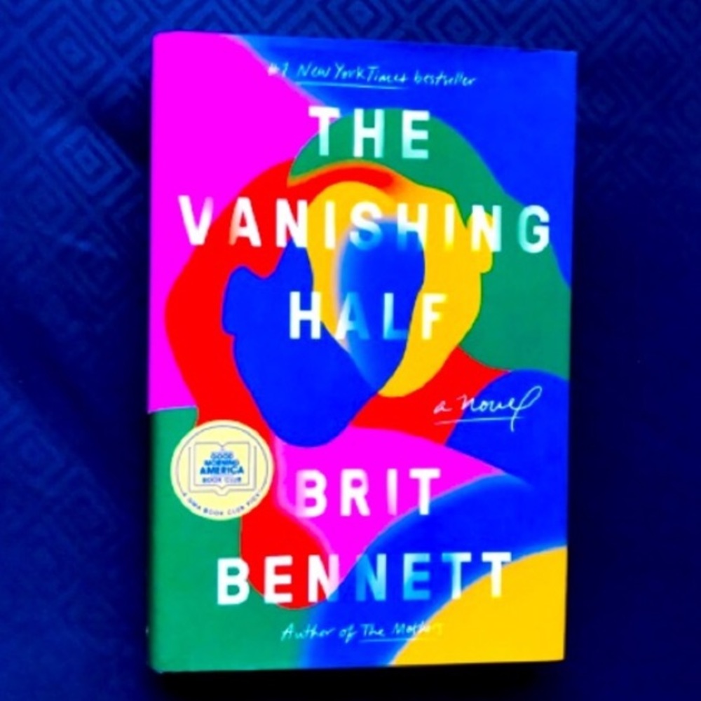 LIKE NEW The Vanishing Half:  A Novel Book by Brit Bennett